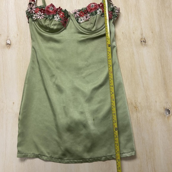 Princess Polly Dress Womens 4 Green Floral Embroidered Satin Slip Mini Party - Picture 5 of 9